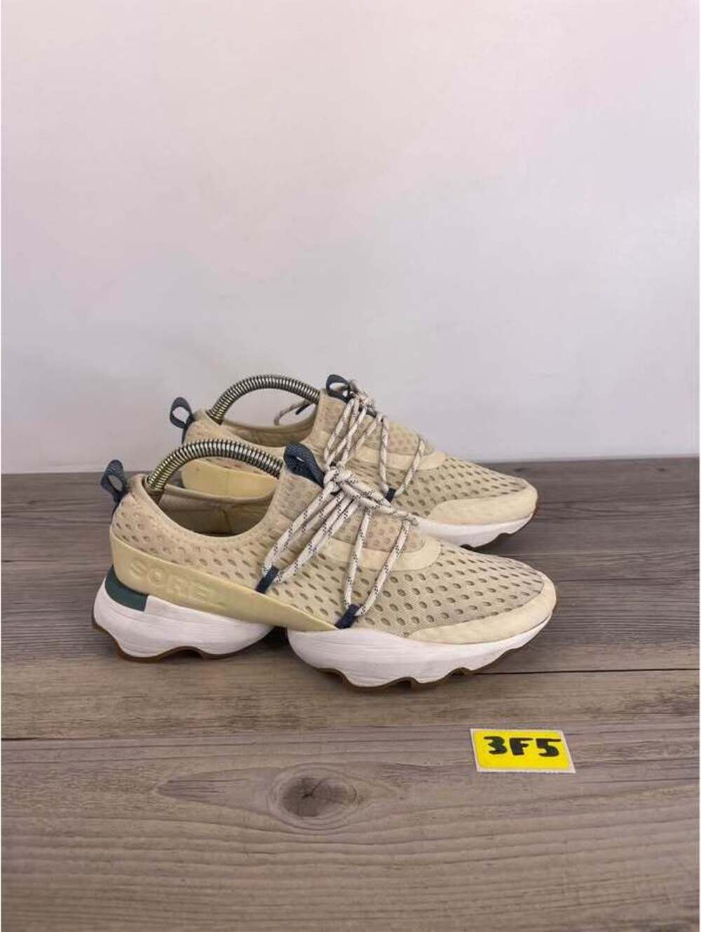 Sorel Kinetic Impact Lace Sneakers Women's Size 6.5